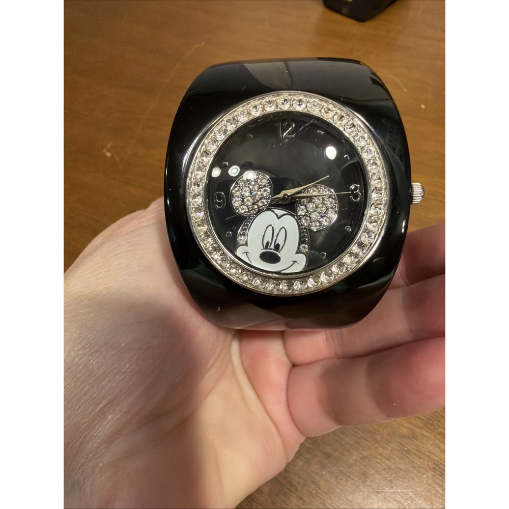 Vintage Disney Mickey Mouse Bangle Black Accutime MK3004 Collectors Watch Rare!!